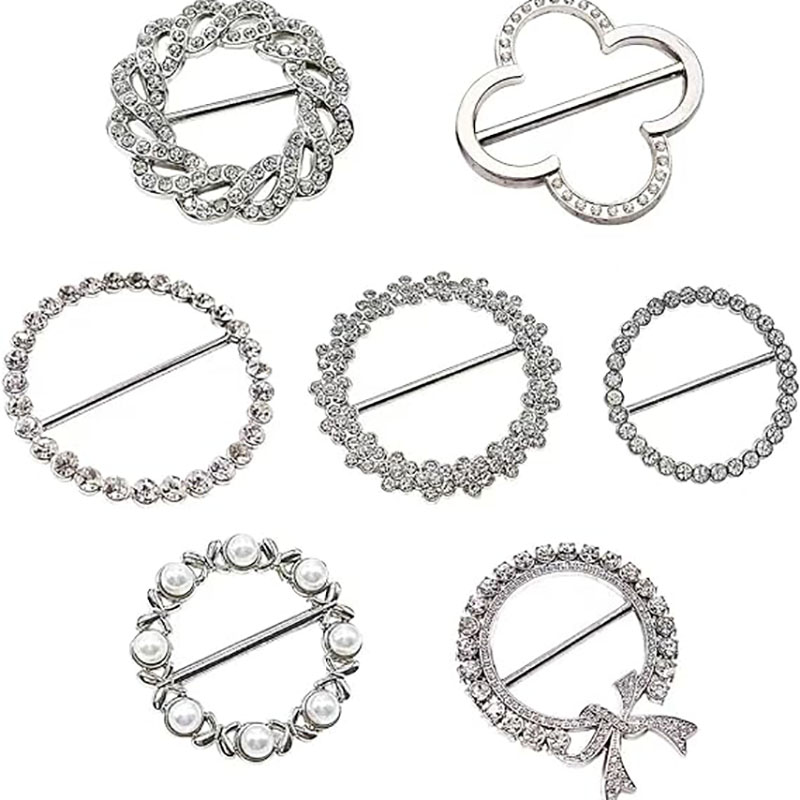 Swimsuit metal buckle